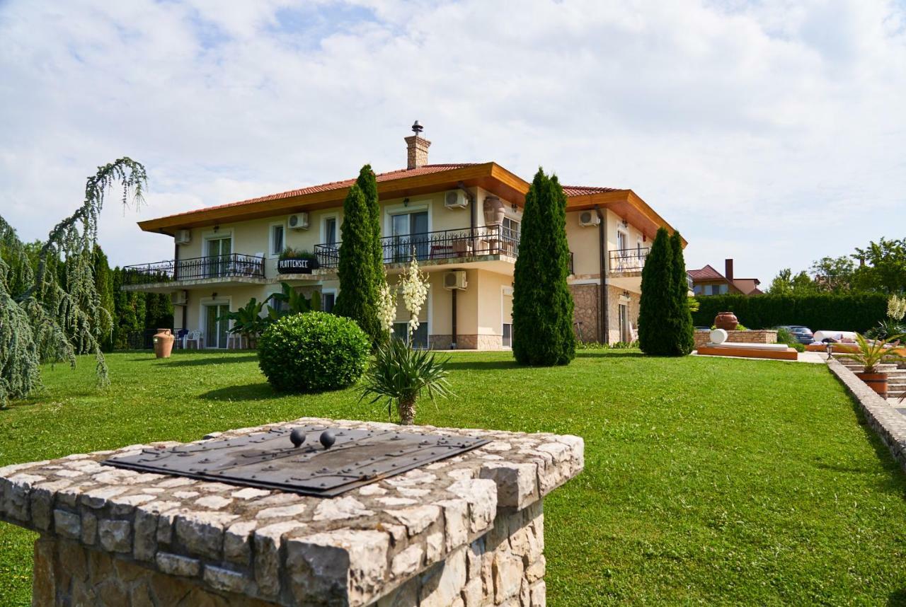 Villa Plattensee Vonyarcvashegy Exterior photo